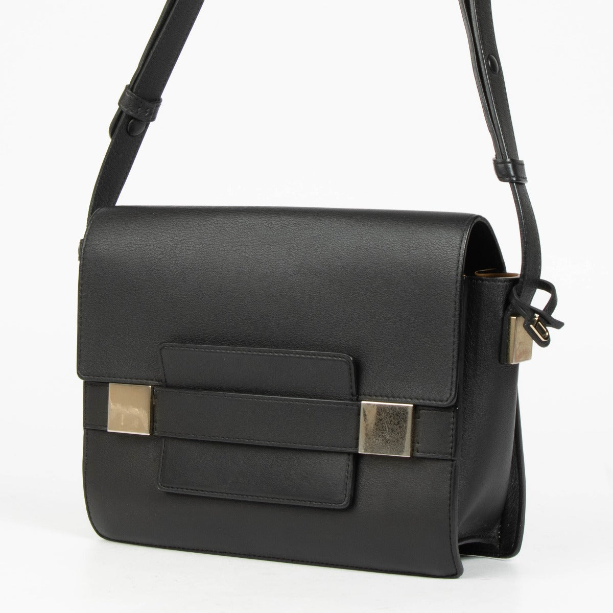 Shop the authentic Delvaux Black Polo Madame Bag second hand on Labellov.com