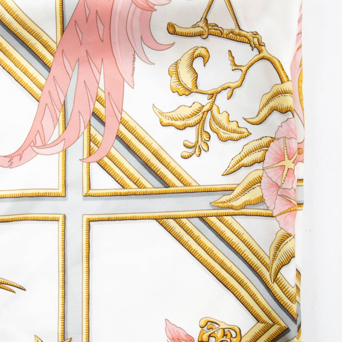 Shop the authentic Hermès Seta Rose Caraïbes Silk Scarf in second hand on Labellov.com