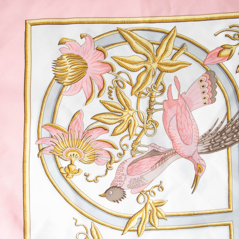 Shop the authentic Hermès Seta Rose Caraïbes Silk Scarf in second hand on Labellov.com