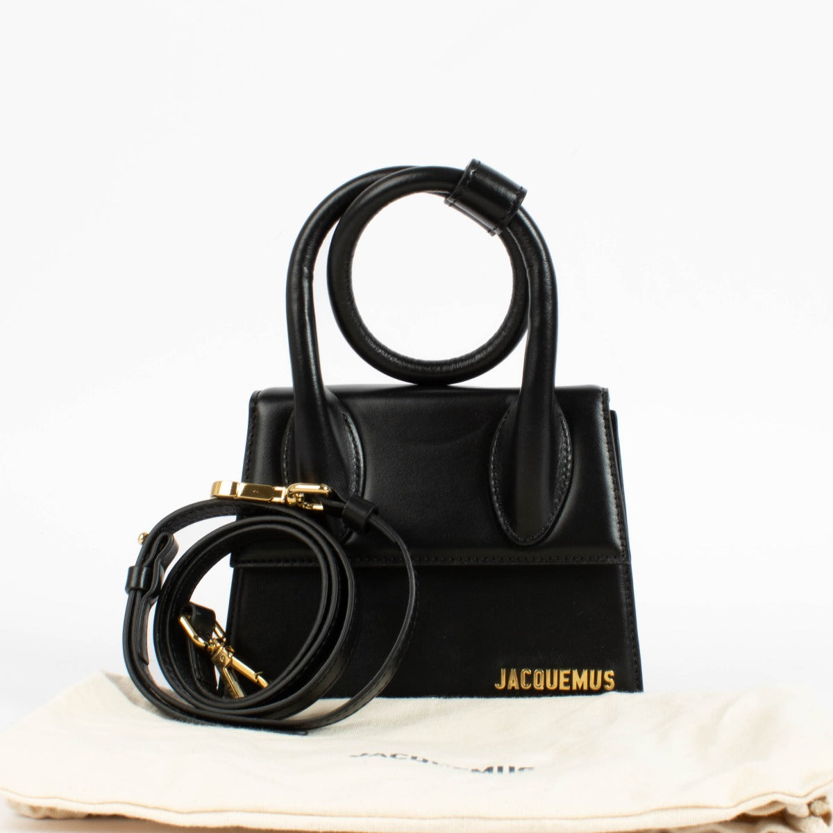 Authentic pre-loved Jacquemus Black Le Chiquito Noeud Bag on Labellov.com