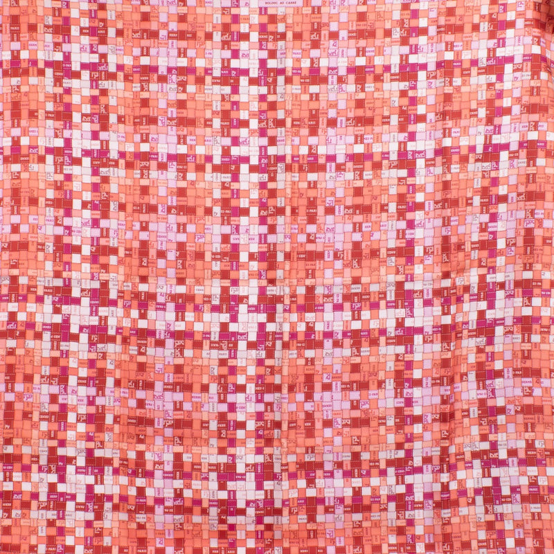 Are you looking for an authentic designer accessory? We buy and sell your preloved and brand new Hermès Red/Pink Silk Bolduc Au Carré 90 Scarf.