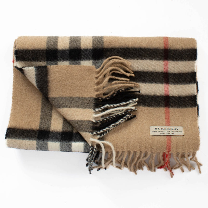 Authentic pre-loved Burberry Beige Cashmere Check Scarf on Labellov.com