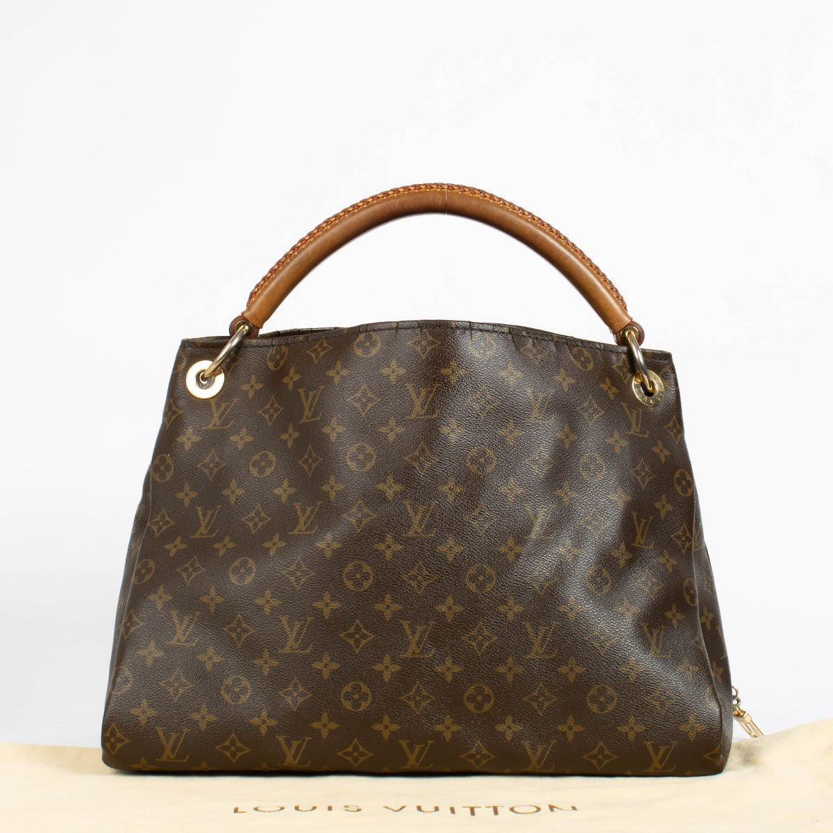 Authentic preloved Louis Vuitton Monogram Artsy MM on Labellov.com
