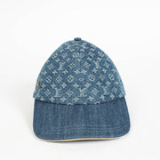 Authentic pre-loved Louis Vuitton Monogram Blue Denim Cap - Size M on Labellov.com