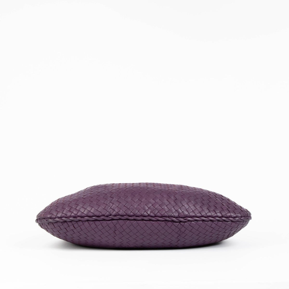 Authentic pre-loved Bottega Veneta Purple Medium Veneta Hobo Shoulder Bag on Labellov.com