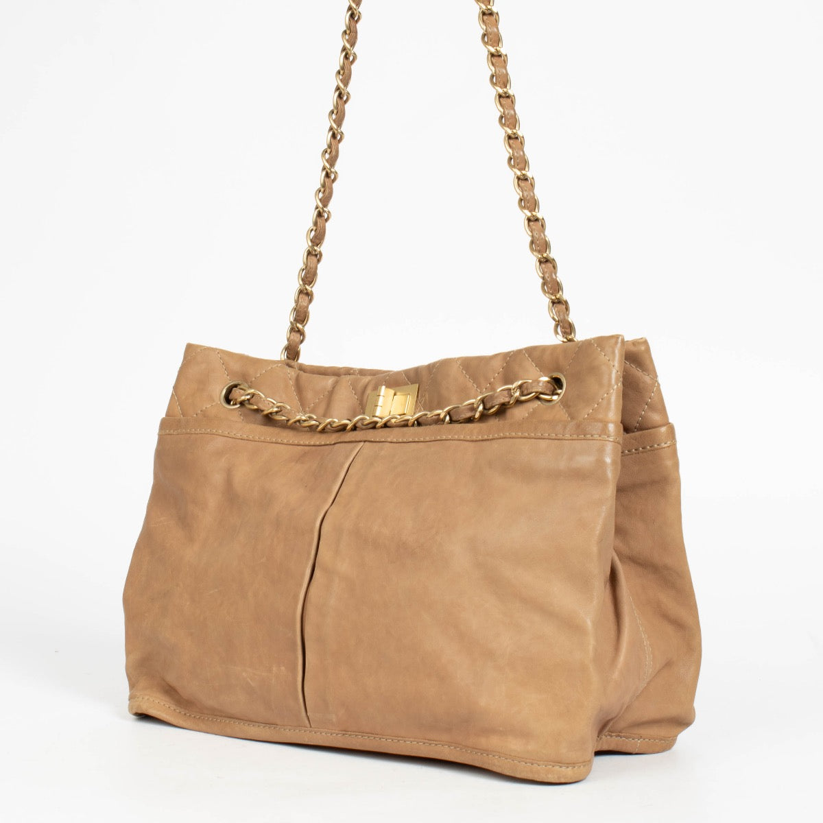Shop the authentic Chanel Beige 2.55 Chain Tote Bag Shoulder Bag pre-loved on Labellov.com