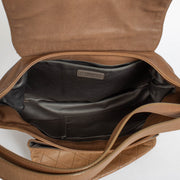 Authentic pre-loved Chanel Beige 2.55 HOBO Bag Shoulder bag on Labellov.com