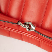 Authentic pre-loved Gucci Red Leather Medium Horsebit Chain Clutch on Labellov.com