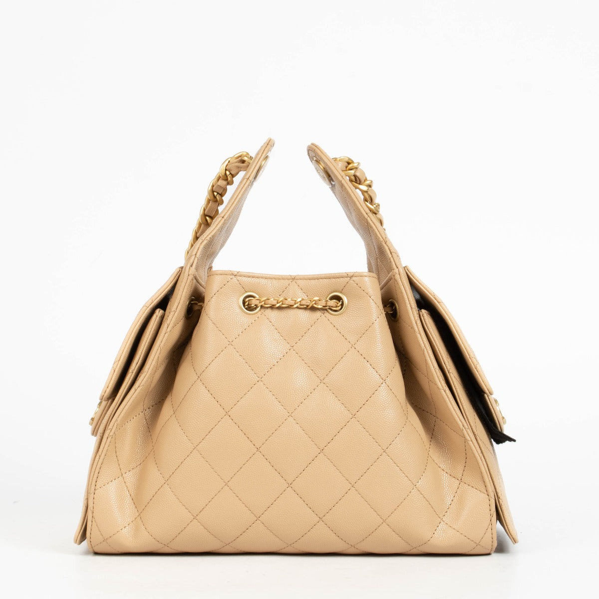 Authentic pre-loved Chanel Caviar Quilted 25 Small Bag on Labellov.com