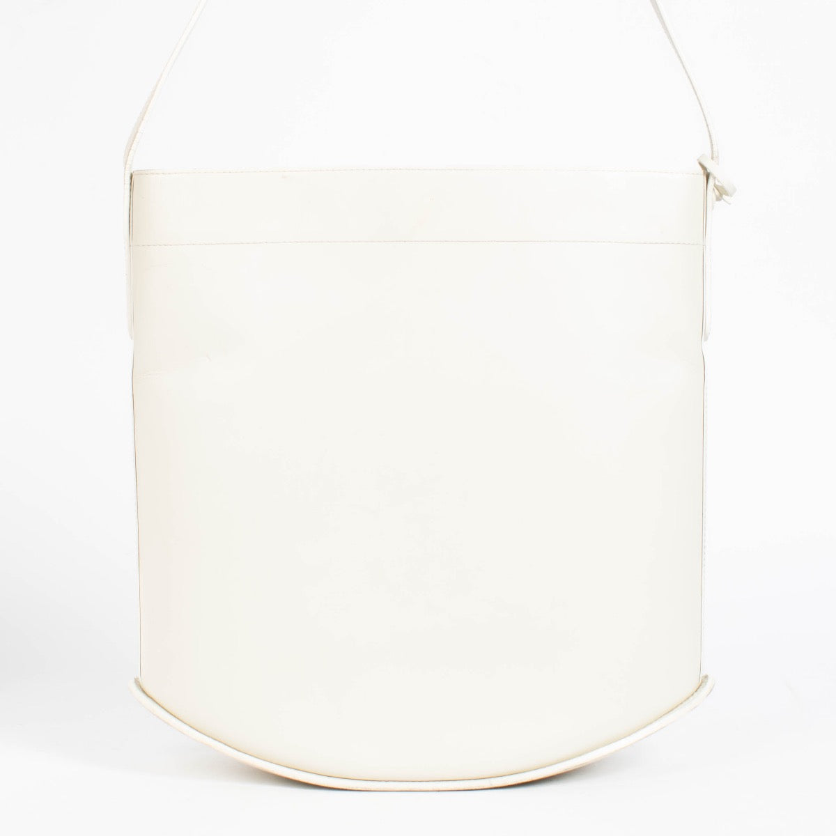 Authentic pre-loved Delvaux White Box Calf Pin Bag on Labellov.com