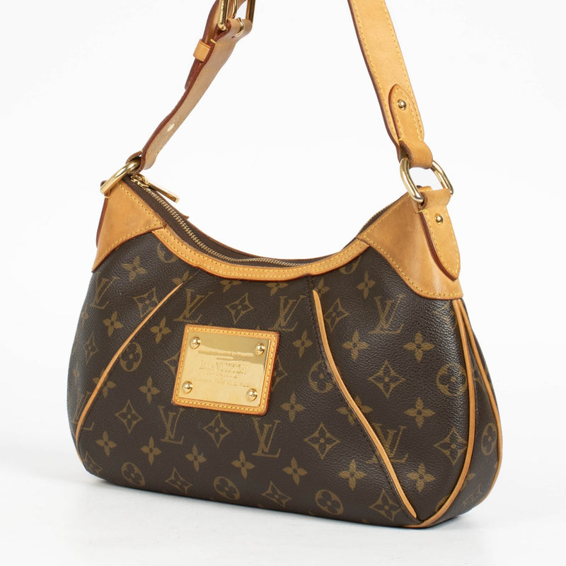 Authentic pre-loved Louis Vuitton Monogram Thames PM on Labellov.com