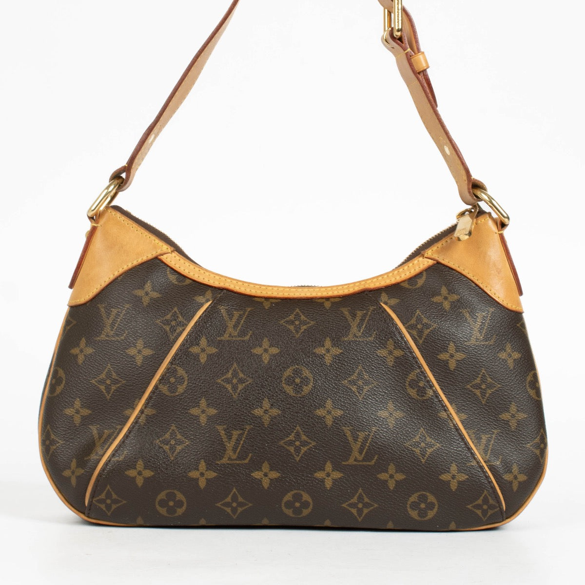 Authentic pre-loved Louis Vuitton Monogram Thames PM on Labellov.com