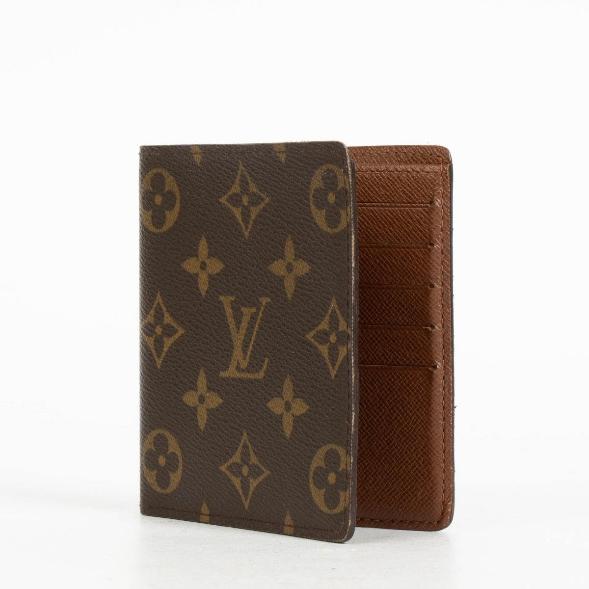 Authentic pre-loved Louis Vuitton Monogram Bi-Fold Wallet on Labellov.com