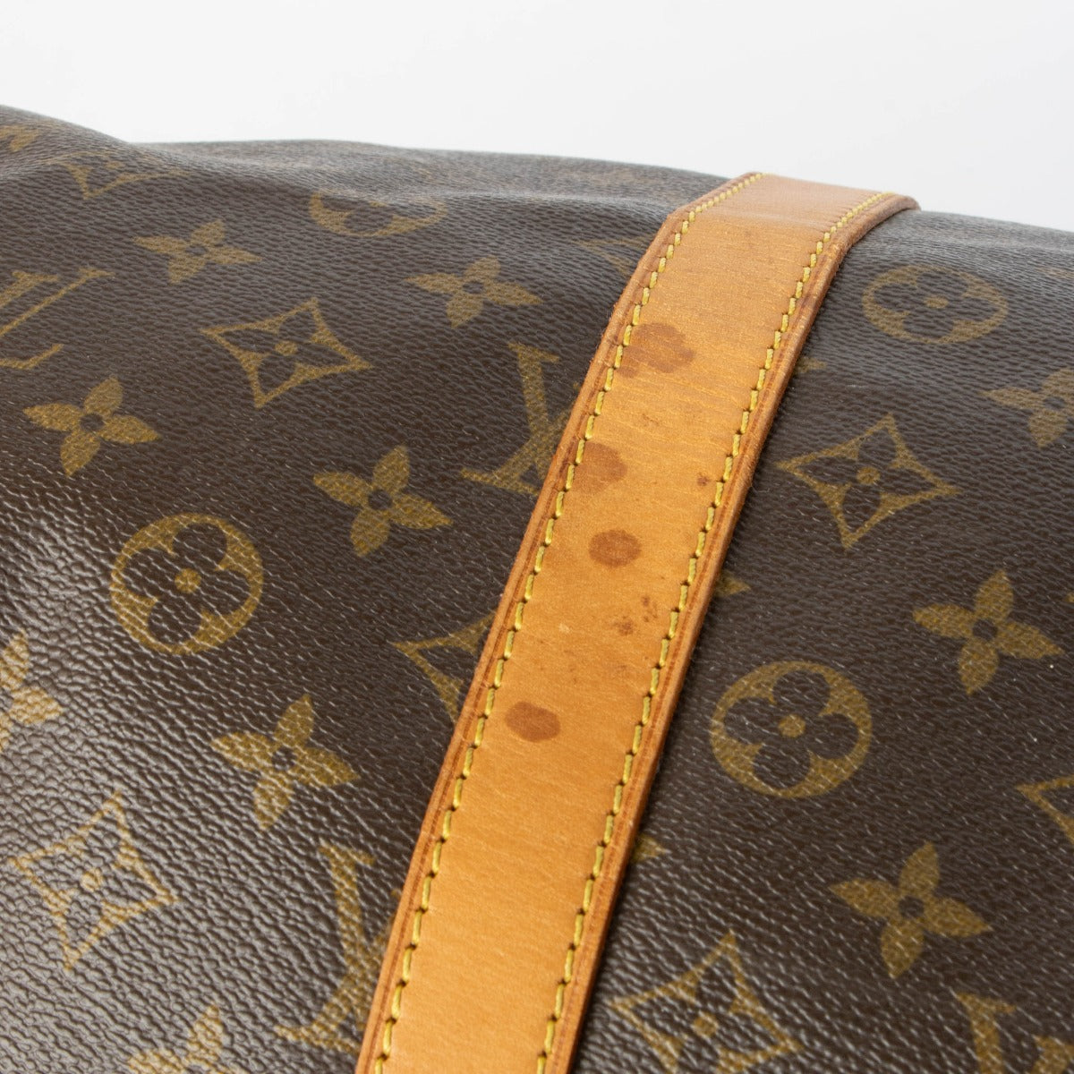 Authentic pre-loved Louis Vuitton Damier Ebene Keepall 55 on Labellov.com