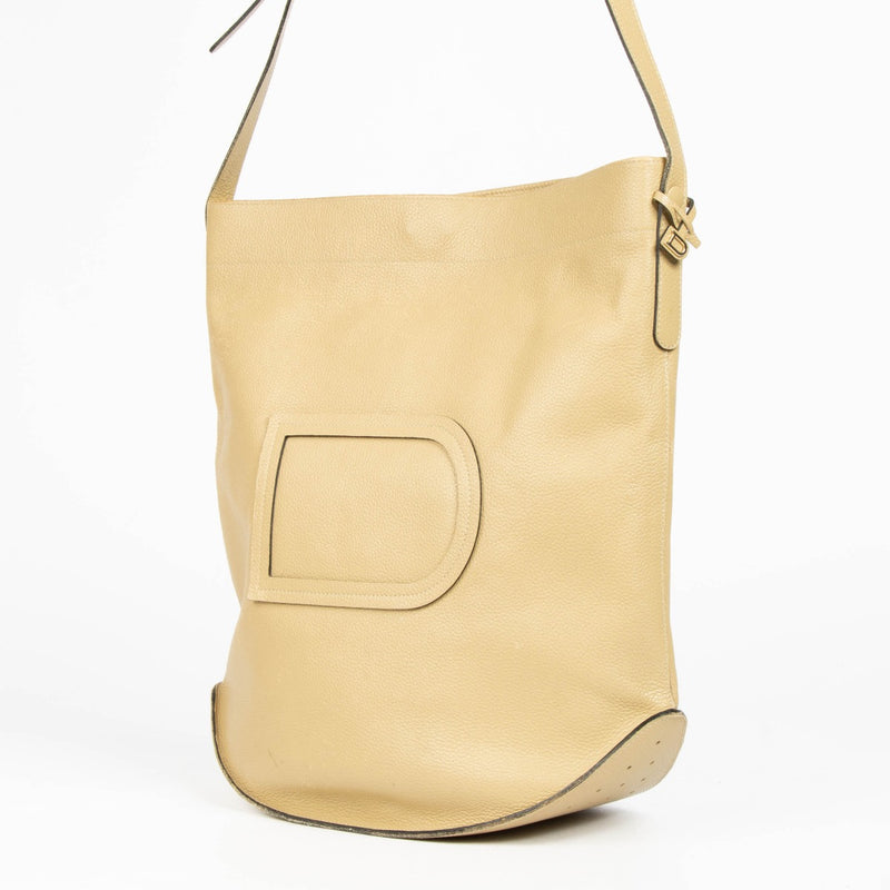 Shop this authentic Delvaux Beige Le Pin Shoulder Bag pre-loved on Labellov.com