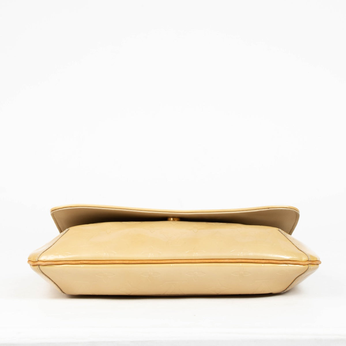 Shop this authentic Louis Vuitton Light Beige Thompson Shoulder Bag pre-loved on Labellov.com