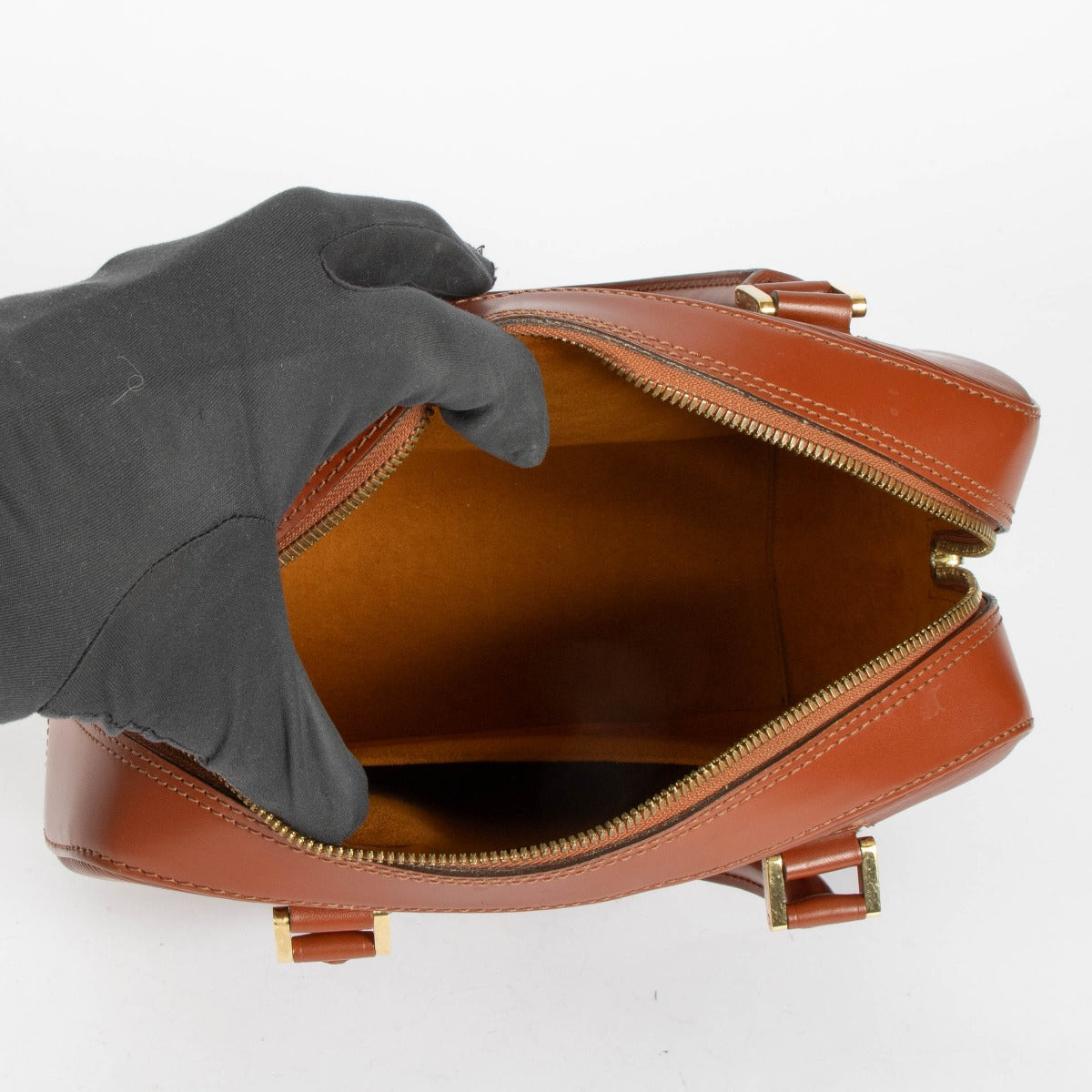 Shop the authentic Louis Vuitton Brown Epi Sablon Top Handle Bag second hand on Labellov.com
