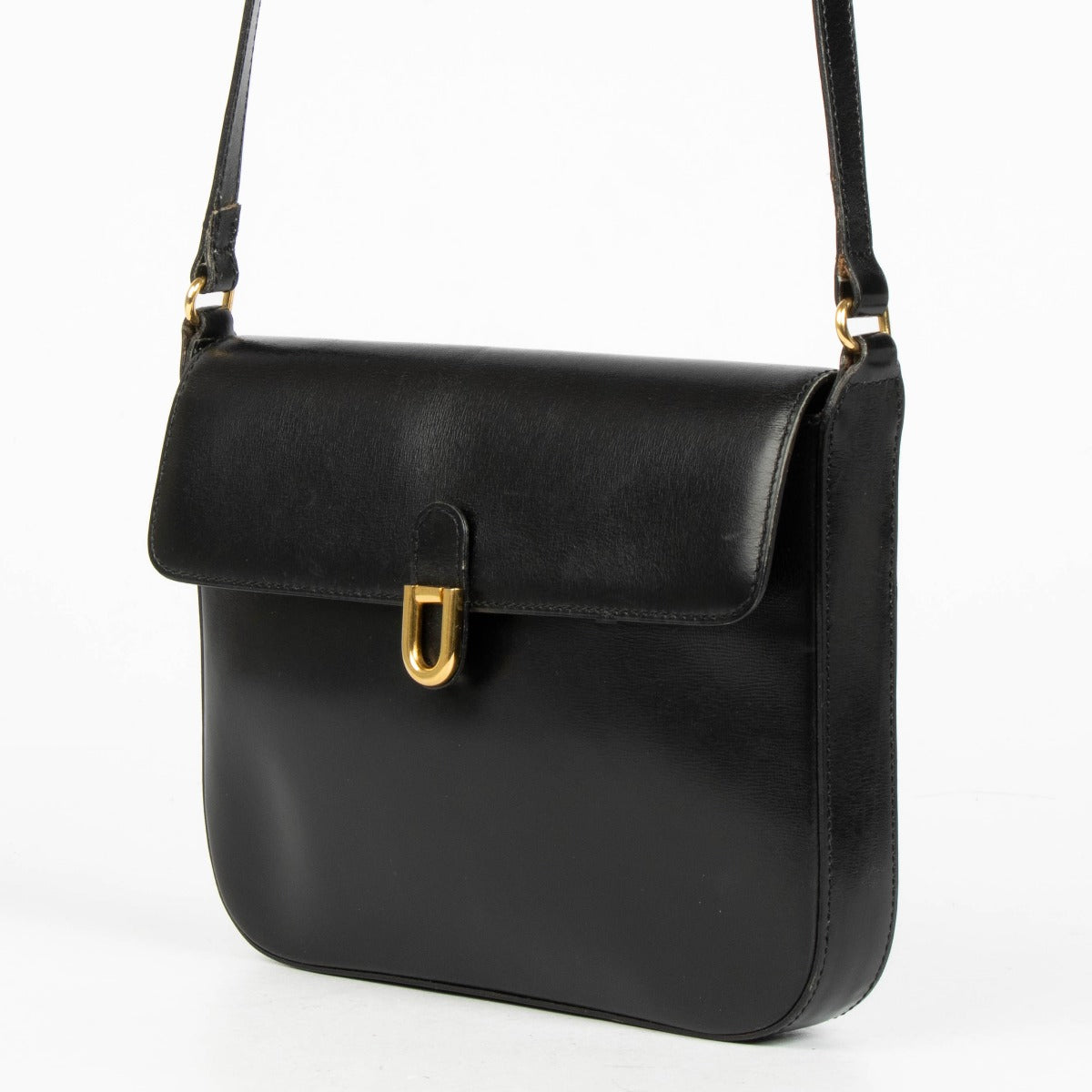 Authentic pre-loved Delvaux Black Box Calf Crossbody Bag on Labellov.com