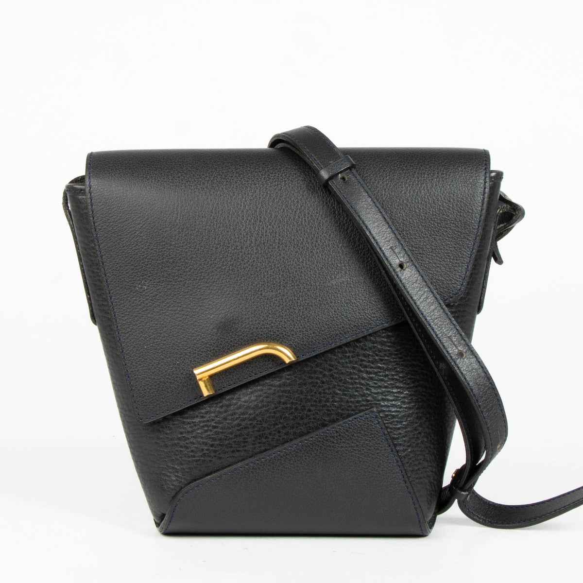 Authentic pre-loved Delvaux Dark Blue Bohème Crossbody Bag on Labellov.com