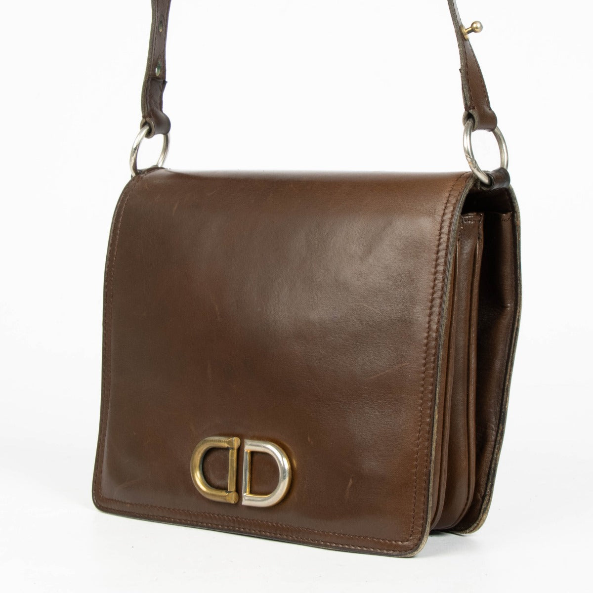 Authentic pre-loved Delvaux Brown Camargue Crossbody Bag on Labellov.com