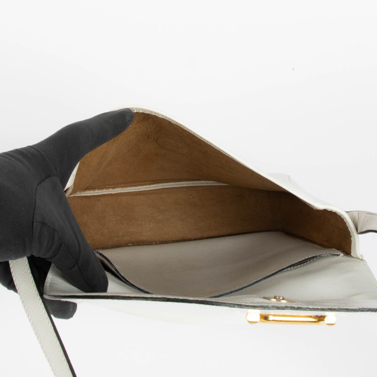 Shop this authentic Delvaux White Shoulder Bag pre-loved on Labellov.com