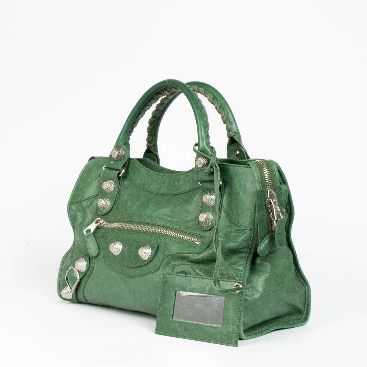 Authentic pre-loved Balenciaga Green Classic City Giant Bag on Labellov.com
