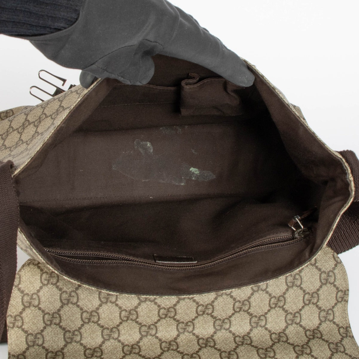 Shop this 100% authentic Gucci Monogram Canvas Messenger Bag at labellov.com.