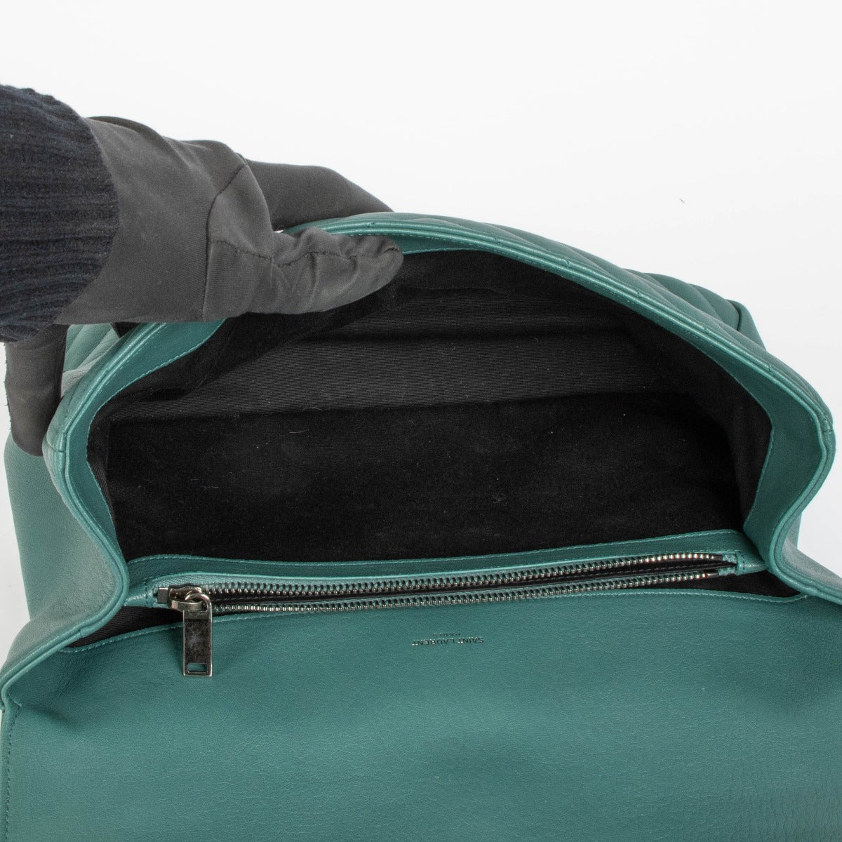 Shop this authentic Saint Laurent Green Leather Large College Bag pre-loved on Labellov.com