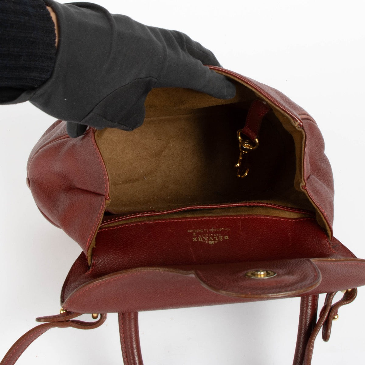 Authentic pre-loved Delvaux Red Trotteur Baltimore PM Bag on Labellov.com
