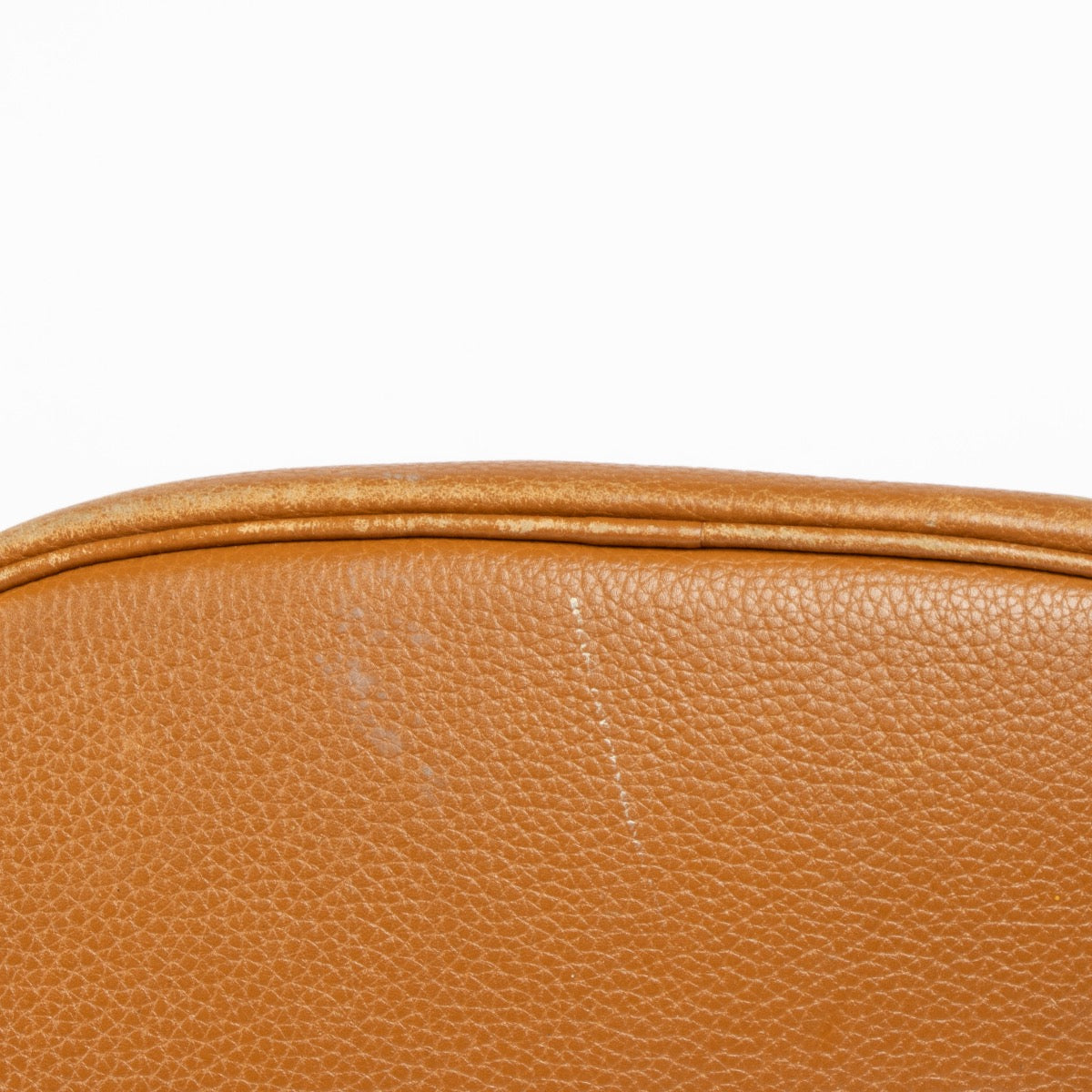 Authentic pre-loved Delvaux Fauve Trotteur Calicot Bag on Labellov.com