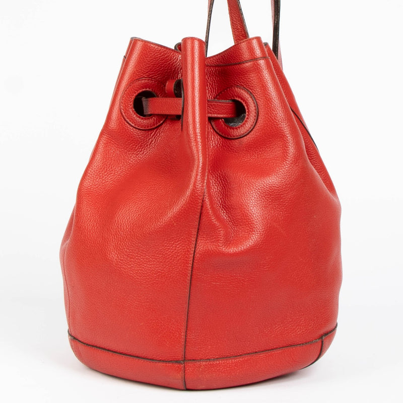 Authentic pre-loved Delvaux Rouge Trotteur Olivier Shoulder Bag on Labellov.com