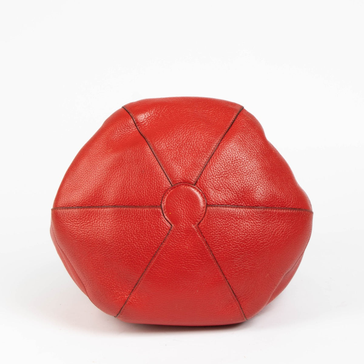 Authentic pre-loved Delvaux Rouge Trotteur Olivier Shoulder Bag on Labellov.com