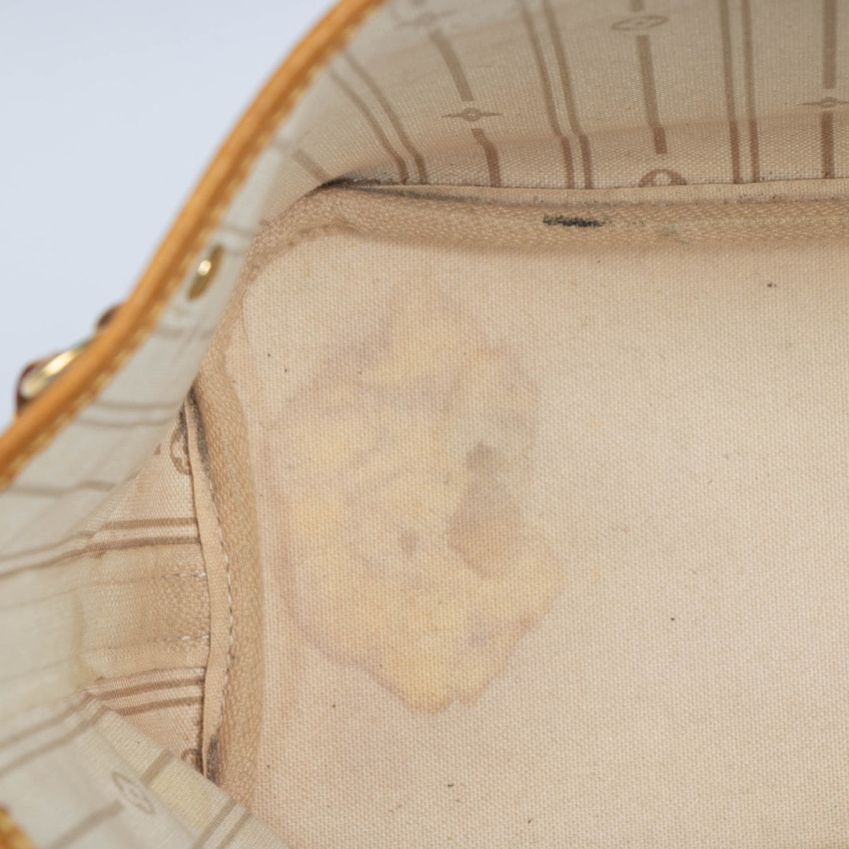 Authentic pre-loved Louis Vuitton Damier Azur Neverfull PM on Labellov.com
