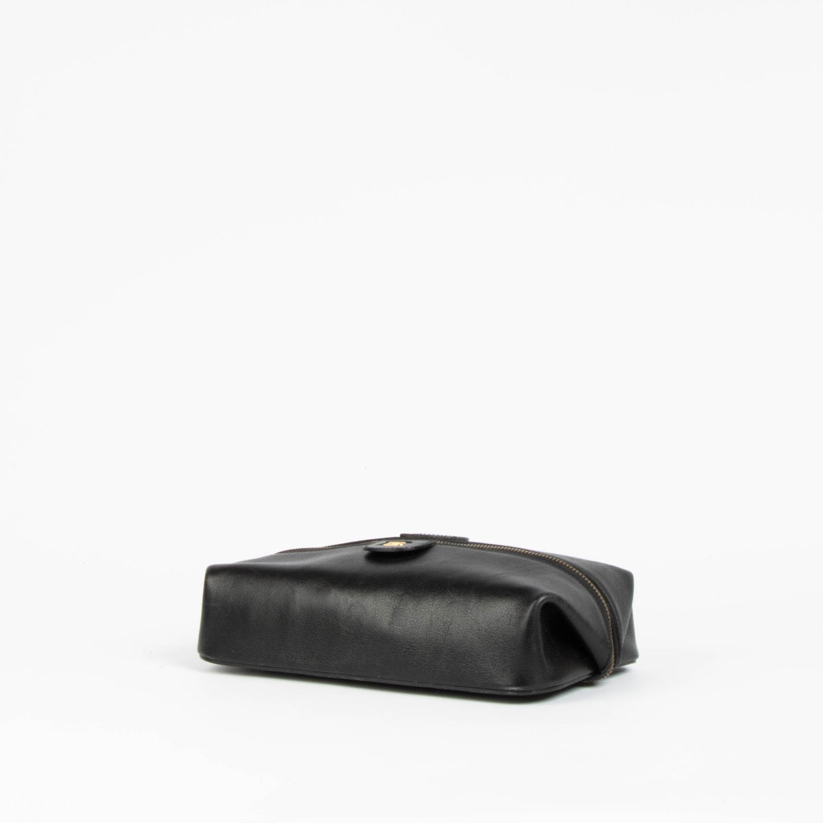 Authentic pre-loved Delvaux Black Toiletry Pouch Clutch on Labellov.com
