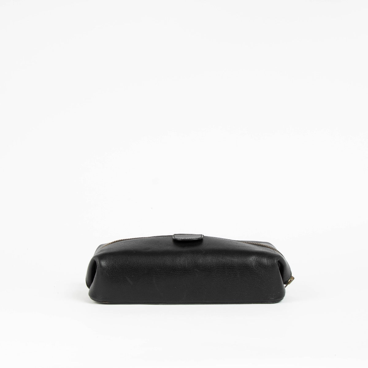 Authentic pre-loved Delvaux Black Toiletry Pouch Clutch on Labellov.com