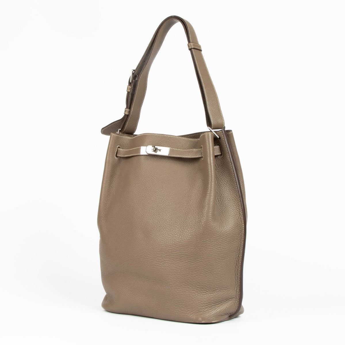 Hermès So Kelly 26 Etoupe Clemence PHW