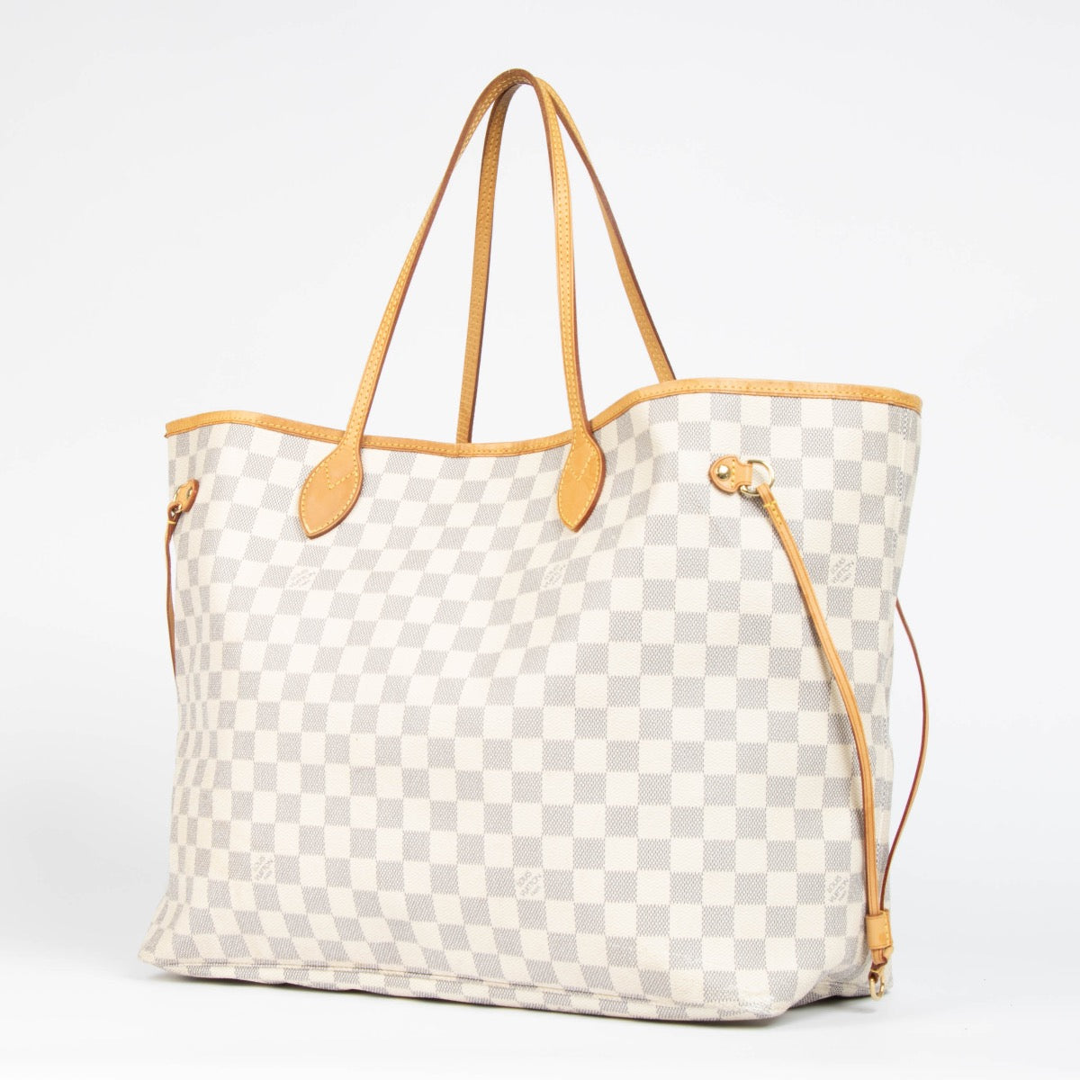 Authentic pre-loved Louis Vuitton Damier Azur Neverfull GM Shoulder Bag on Labellov.com