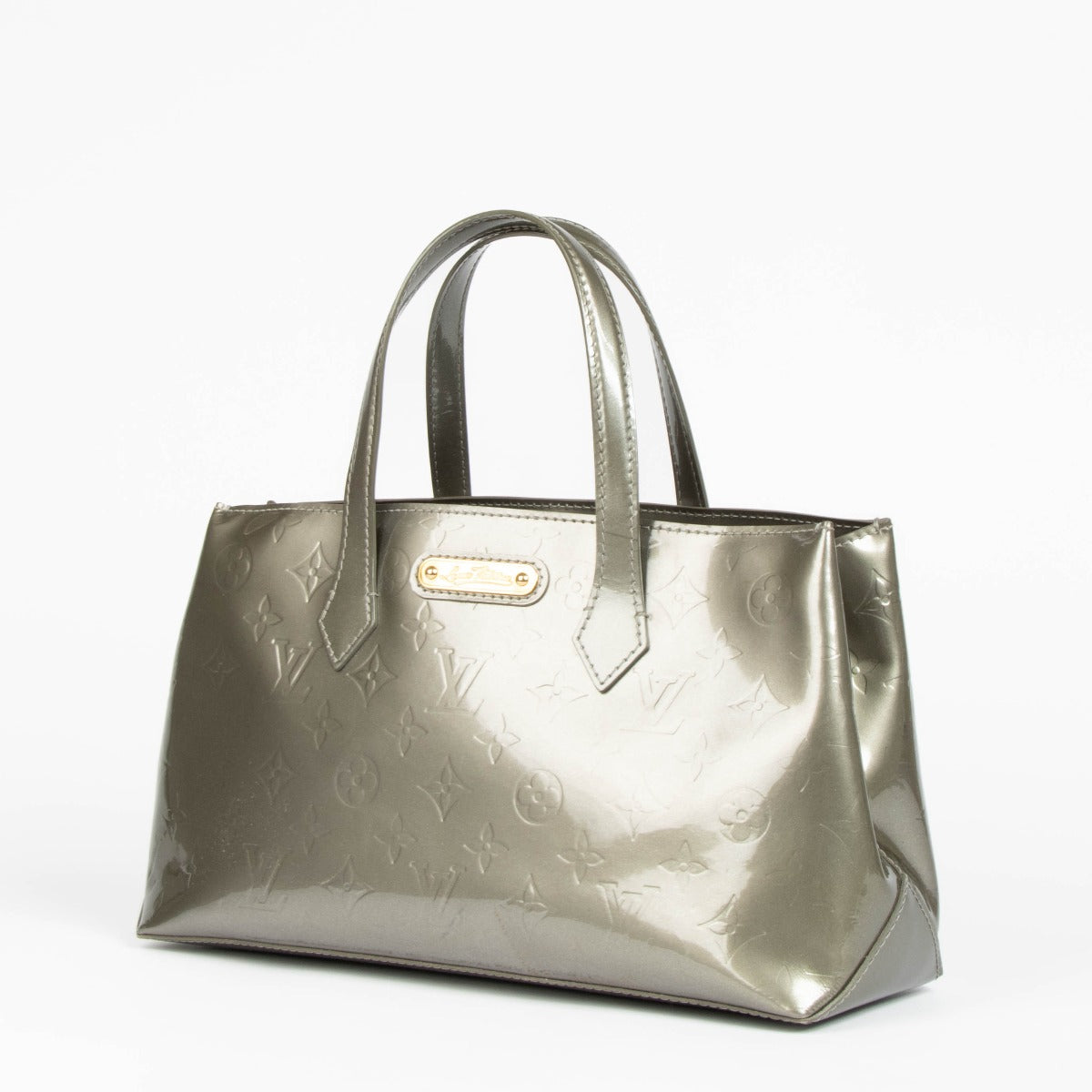 Shop this authentic Louis Vuitton Grey Monogram Vernis Wishire PM Bag pre-loved on Labellov.com