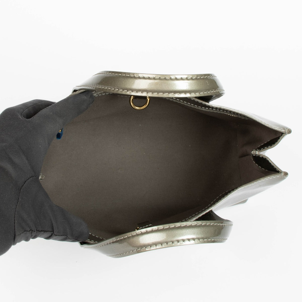 Shop this authentic Louis Vuitton Grey Monogram Vernis Wishire PM Bag pre-loved on Labellov.com