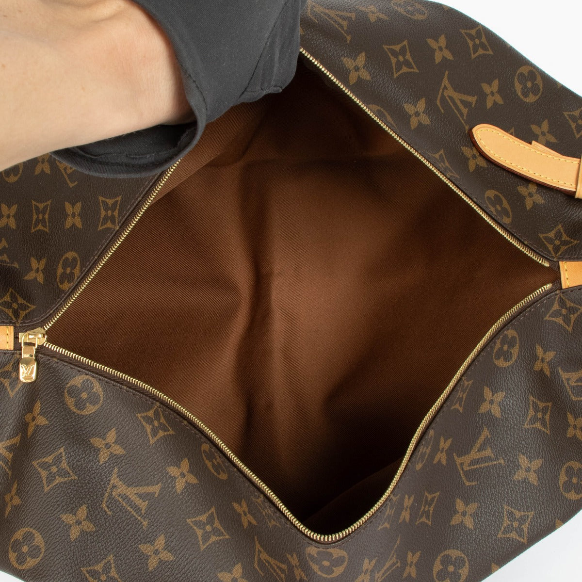 Shop this authentic Louis Vuitton Monogram Shoe Pouch pre-loved on Labellov.com