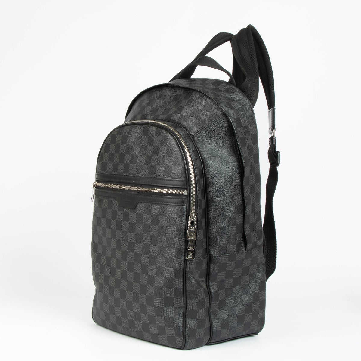 Authentic pre-loved Louis Vuitton Damier Graphite Michael Backpack on Labellov.com