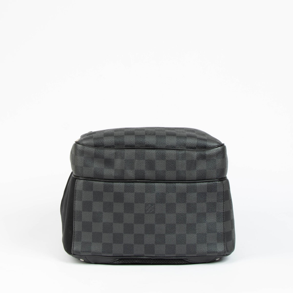 Authentic pre-loved Louis Vuitton Damier Graphite Michael Backpack on Labellov.com