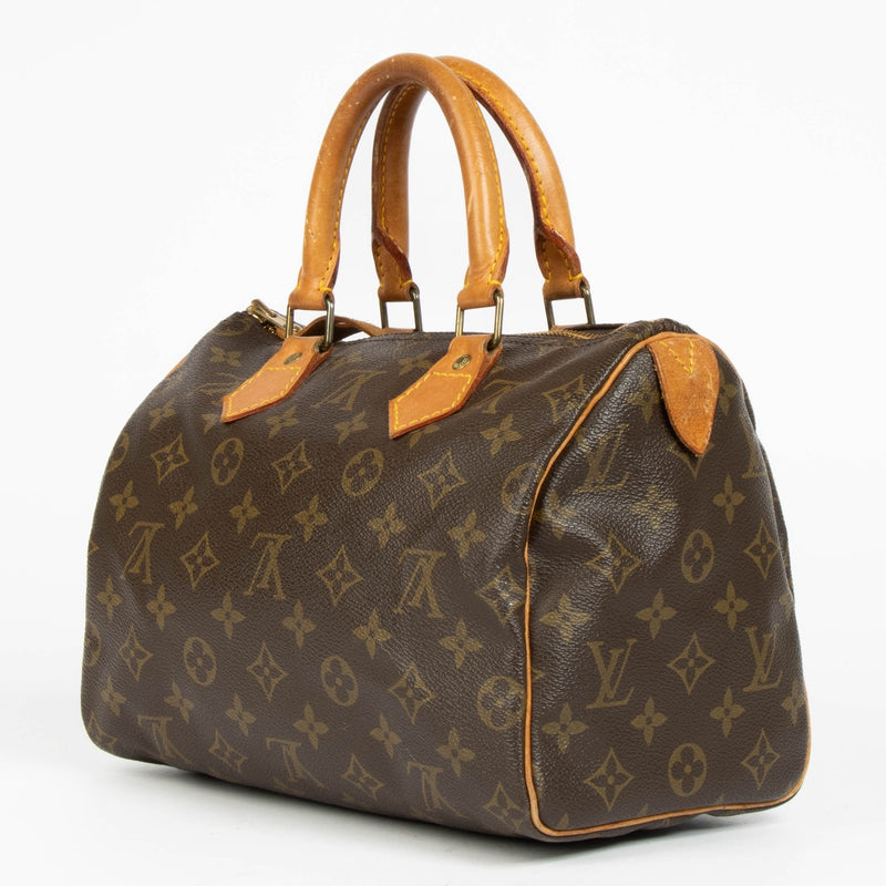 Authentic pre-loved Louis Vuitton Monogram Speedy 25 on Labellov.com