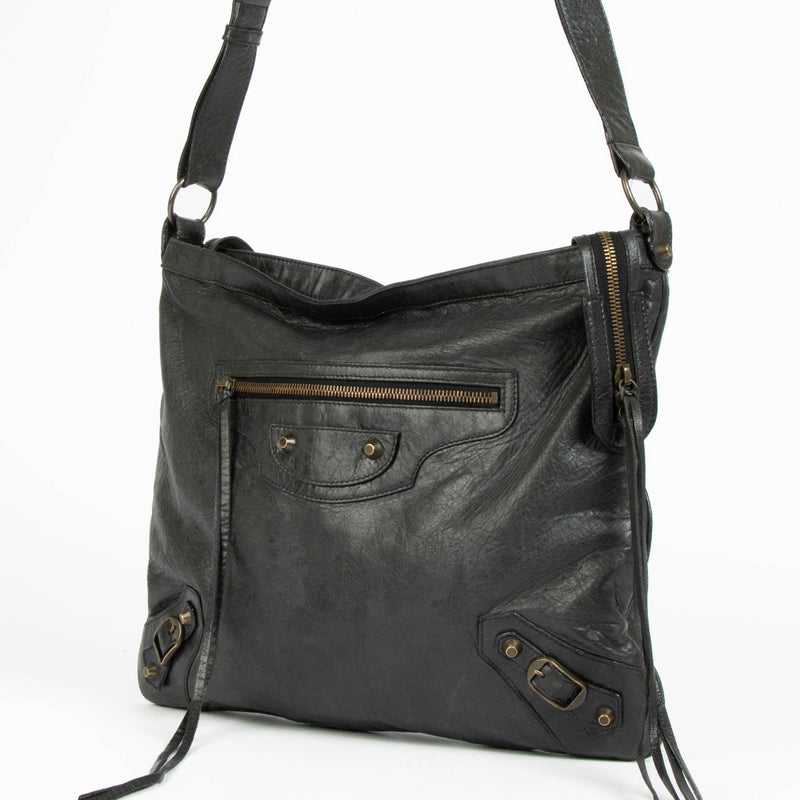 Sac messager Balenciaga Day en chèvre vert foncé