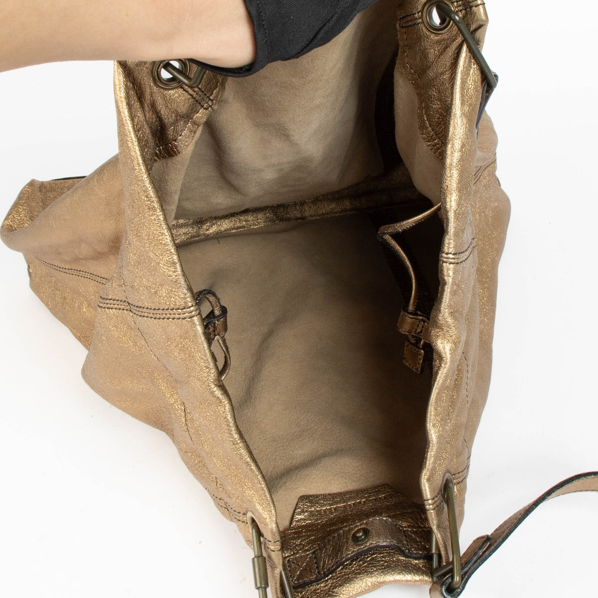 Burberry metallic goudkleurige lederen Elmgate handtas