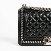 Shop this 100% authentic Chanel Black Chain Around Medium Boy Chanel Bag at Labellov.com