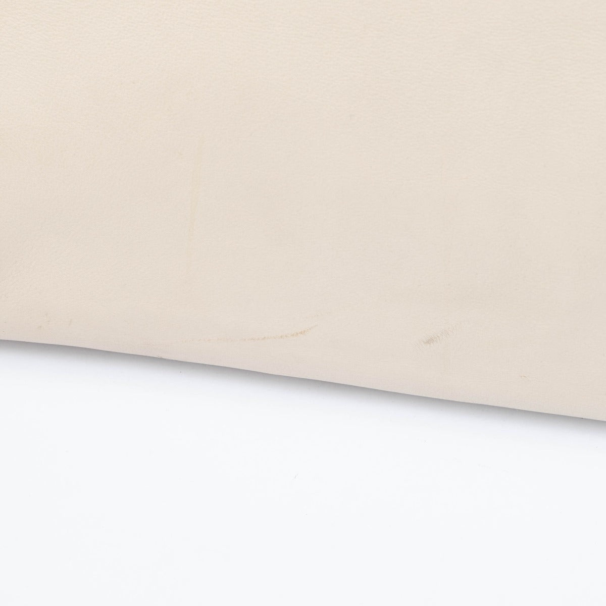 Shop this 100% authentic Saint Laurent Beige Medium Sac de Jour Bag at Labellov.com