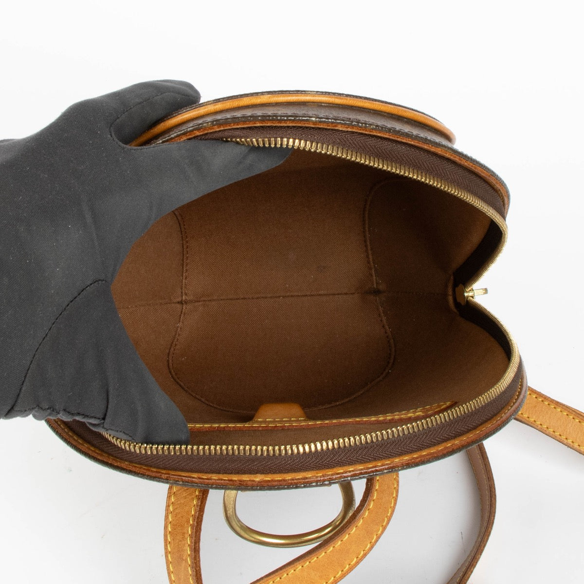 Authentic pre-loved Louis Vuitton Monogram Ellipse Backpack on Labellov.com