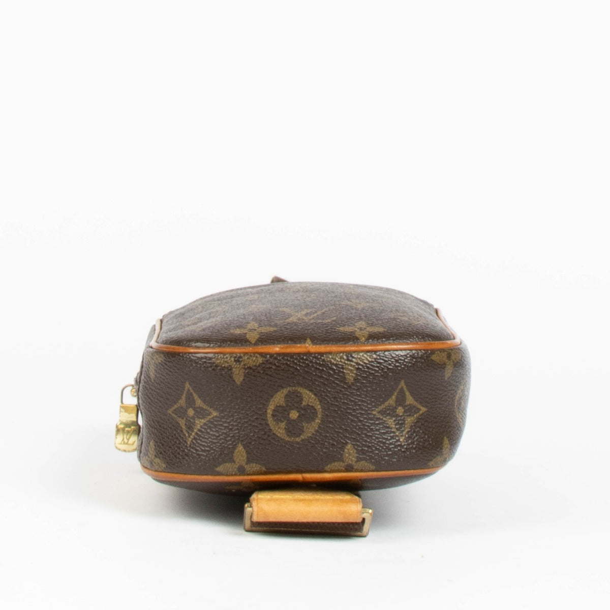 Shop this 100% authentic Louis Vuitton Monogram Pochette Gange Belt Bag at Labellov.com