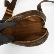 Shop this 100% authentic Louis Vuitton Monogram Pochette Gange Belt Bag at Labellov.com